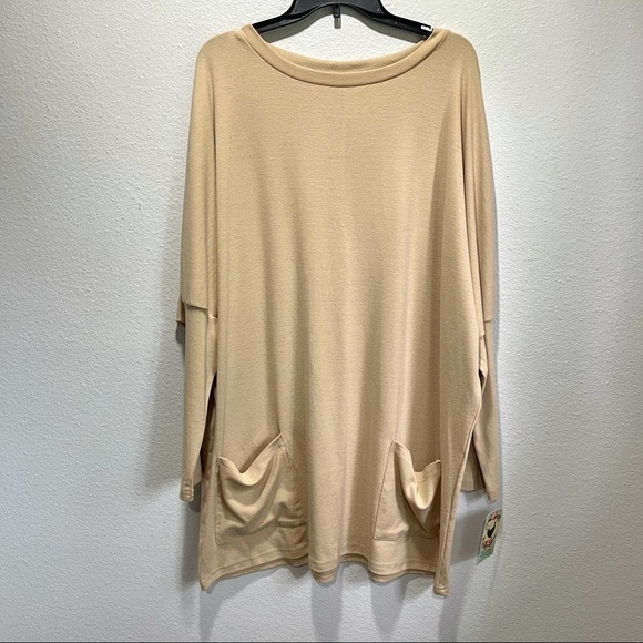 Oversize Fit Pocket Sweater Tunic - Picture 2 of 6